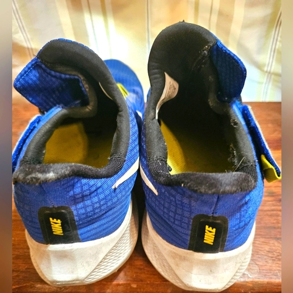 Mens Nike Fly Ease Blue Slip On Velcro Shoes Size 9 - Picture 3 of 6